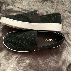 Vionic size 7.5